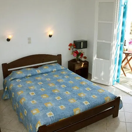 Kolona Studios Aparthotel Mikri Vigla